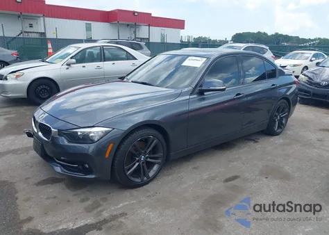 2016 BMW 320I xDrive z USA, uszkodzony, nr VIN WBA8A3C52GK551275